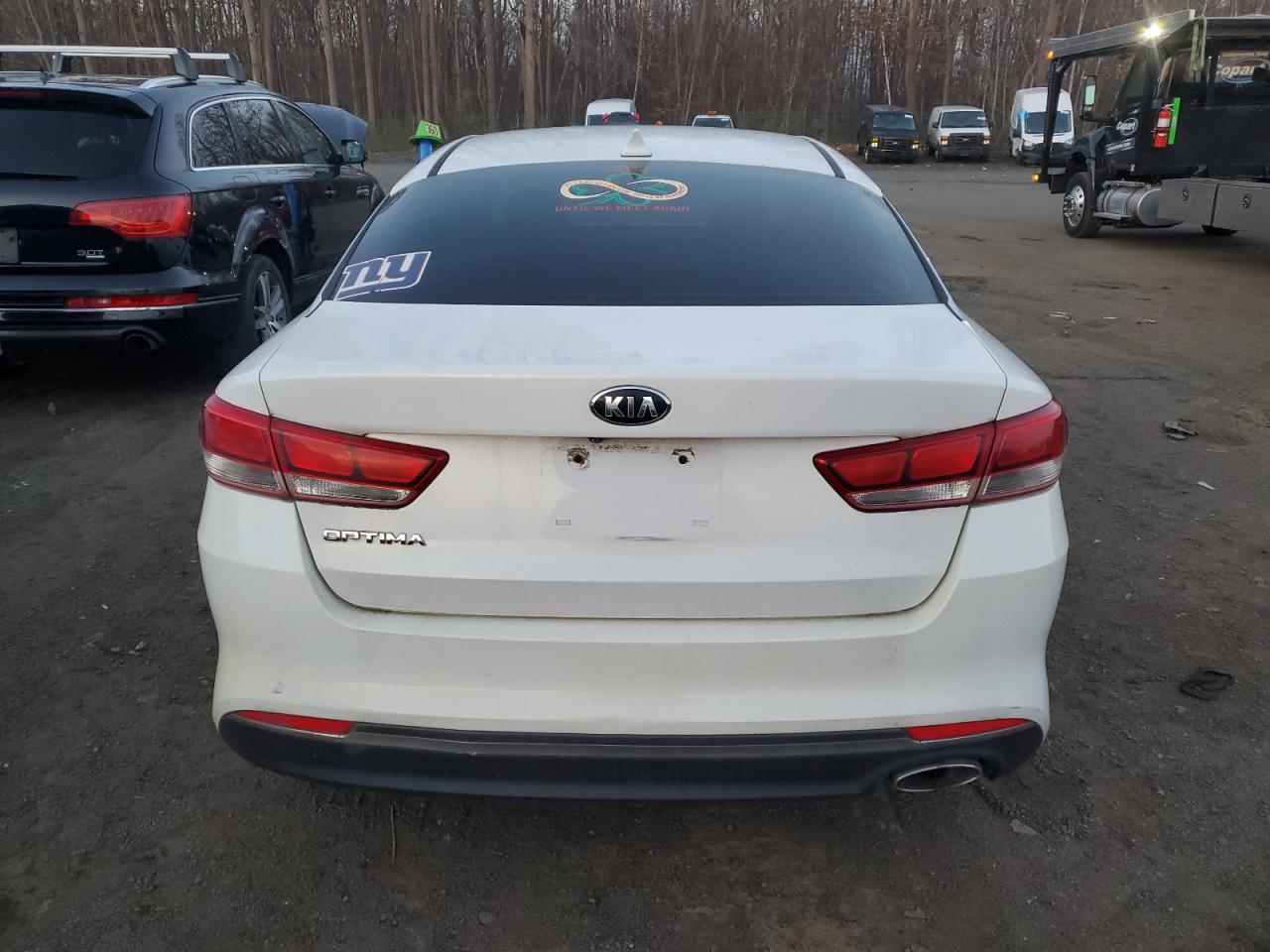 2016 KIA Optima VIN 5XXGT4L35GG045298 Copart auction photo, front end / minor dent/scratches damage thumbnail 6