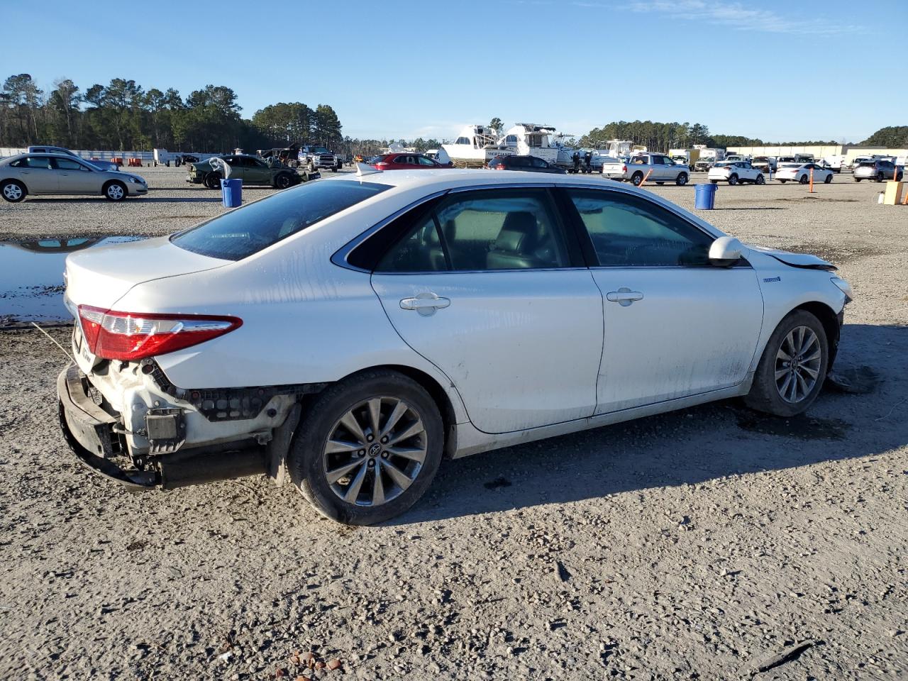 2016 Toyota Camry VIN 4T1BD1FKXGU194725 Copart auction photo, front end damage thumbnail 3