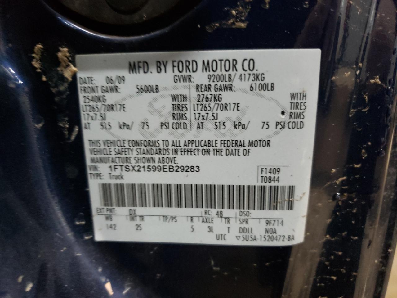 2009 Ford F250 VIN 1FTSX21599EB29283 Copart auction photo, side / minor dent/scratches damage thumbnail 13