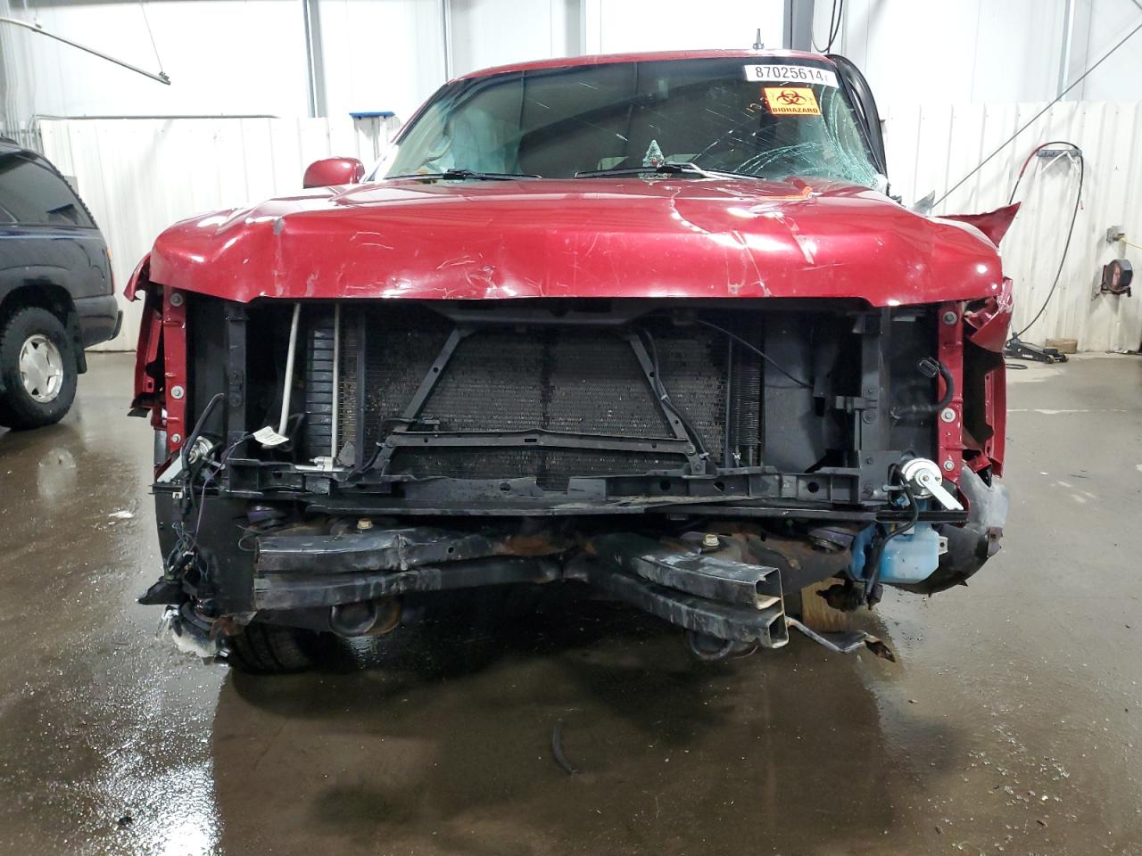 2012 Chevrolet Tahoe VIN 1GNSKBE04CR252557 Copart auction photo, all over damage thumbnail 5