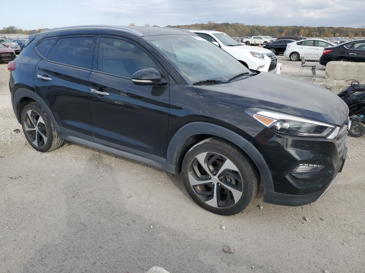 2017 Hyundai Tucson VIN KM8J3CA23HU273382 Copart auction photo, normal wear damage thumbnail 4