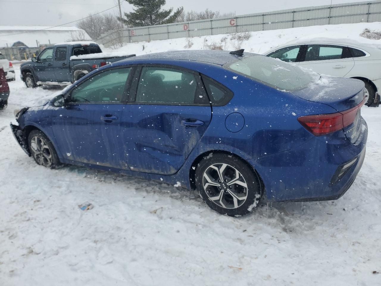 2019 KIA Forte VIN 3KPF24ADXKE059905 Copart auction photo, front end / side damage thumbnail 2