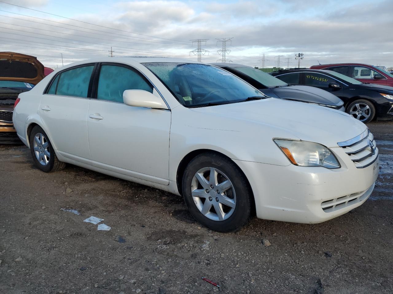 2005 Toyota Avalon VIN 4T1BK36B25U025538 Copart auction photo, front end / minor dent/scratches damage thumbnail 4