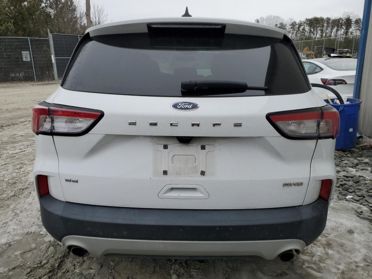 2021 Ford Escape VIN 1FMCU9G68MUA45374 Copart auction photo, minor dent/scratches damage thumbnail 6
