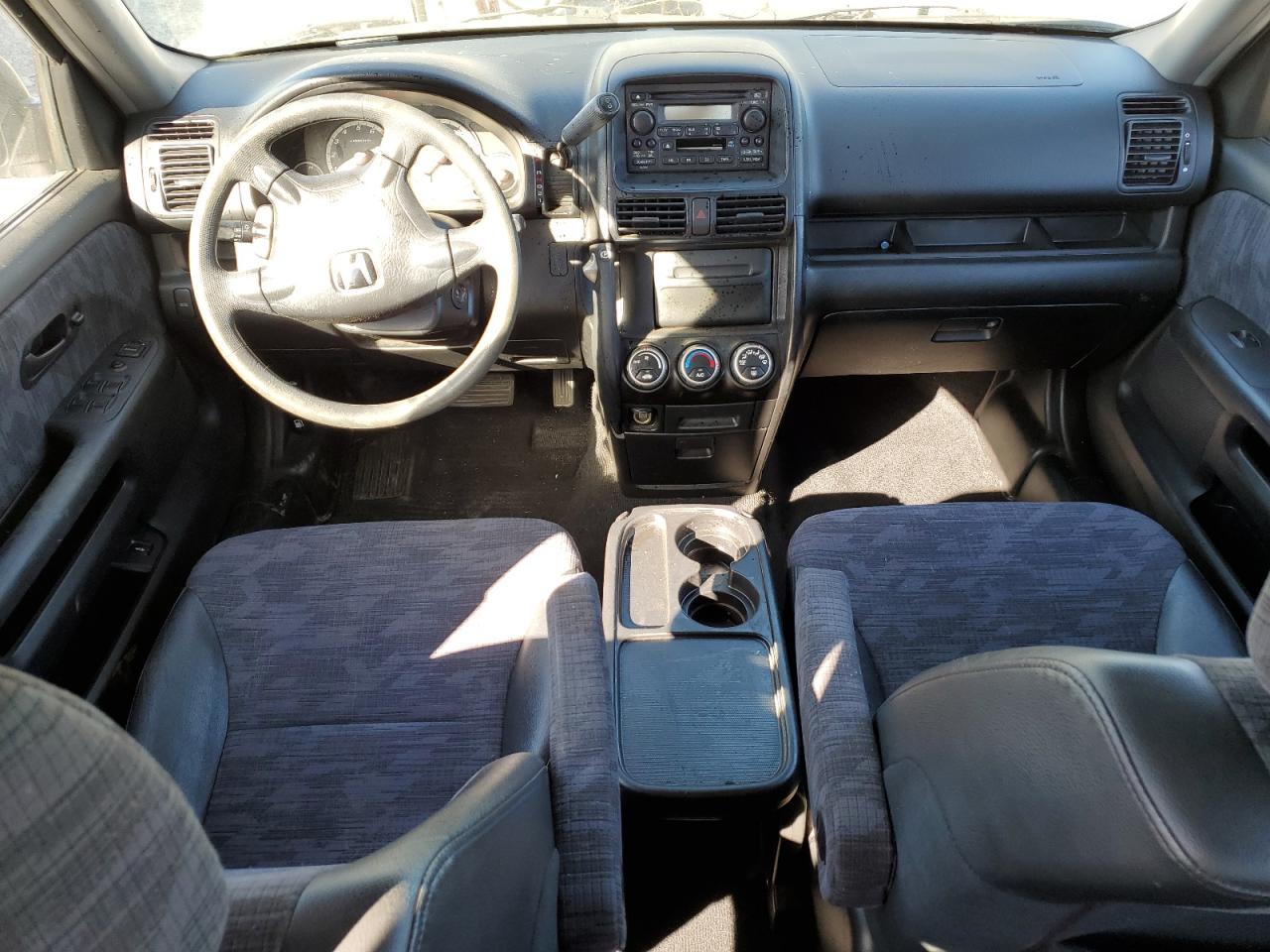 2004 Honda CR-V VIN JHLRD68454C004462 Copart auction photo, front end damage thumbnail 8