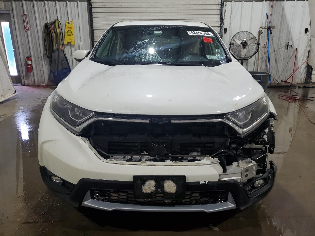 2018 Honda CR-V VIN 2HKRW2H59JH669180 Copart auction photo, front end damage thumbnail 5