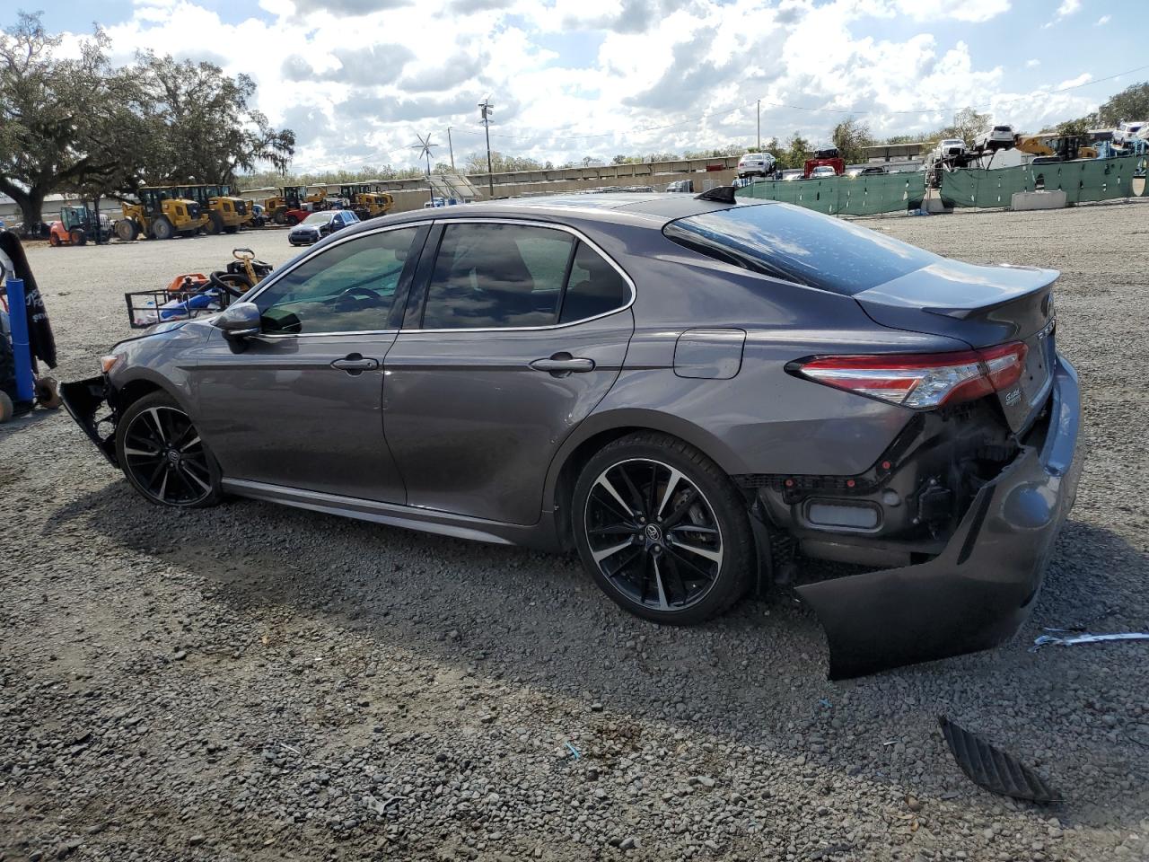 2020 Toyota Camry VIN 4T1K61AK3LU931811 Copart auction photo, front end / rear end damage thumbnail 2
