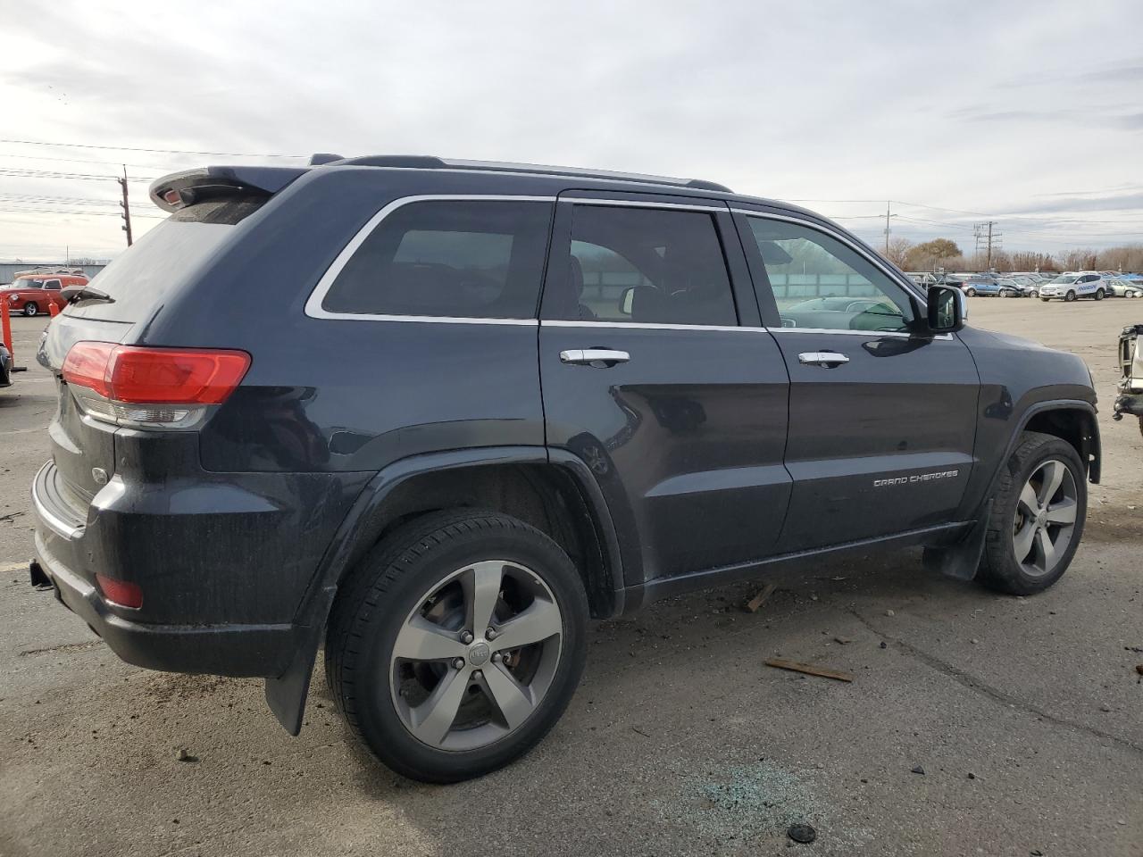 2015 Jeep Grand Cherokee VIN 1C4RJFCG7FC822463 Copart auction photo, front end / undercarriage damage thumbnail 3