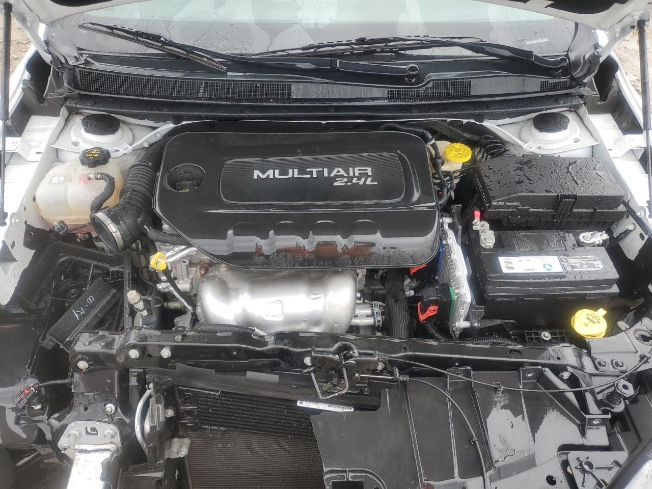 2015 Chrysler 200 VIN 1C3CCCAB1FN742784 Copart auction photo, front end damage thumbnail 11