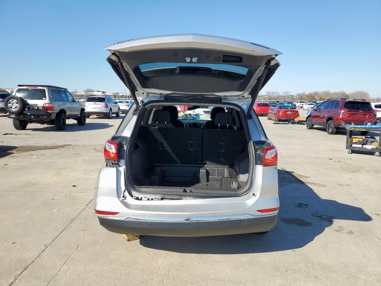 2019 Chevrolet Equinox VIN 3GNAXKEV3KS679068 Copart auction photo, side / undercarriage damage thumbnail 6