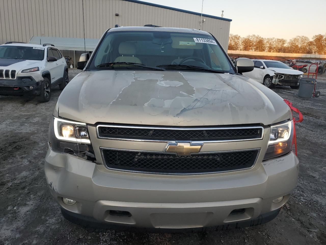 2008 Chevrolet Avalanche VIN 3GNFK12398G146431 Copart auction photo, front end damage thumbnail 5