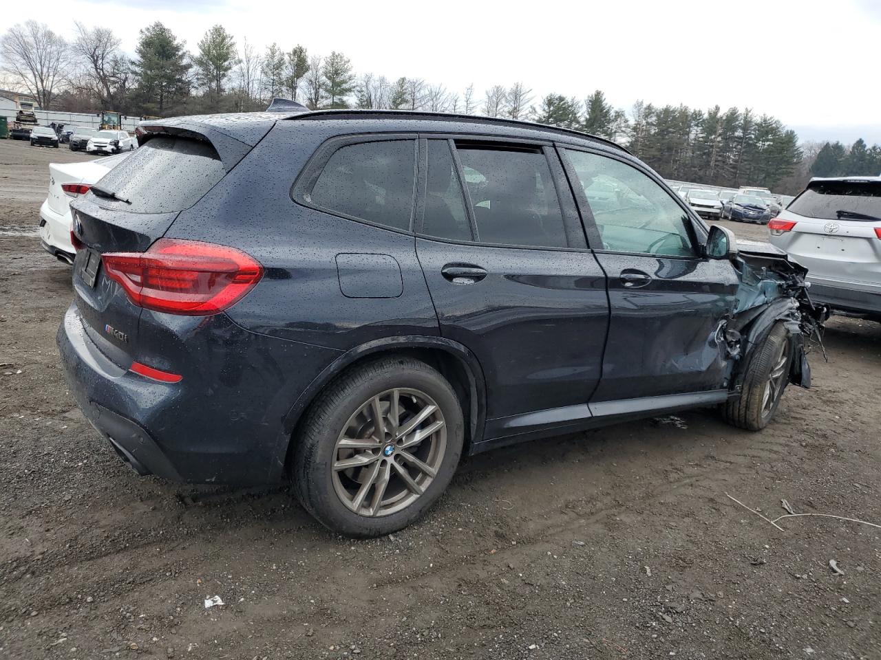 2019 BMW X3 VIN 5UXTS3C5XK0Z09901 Copart auction photo, front end / side damage thumbnail 3