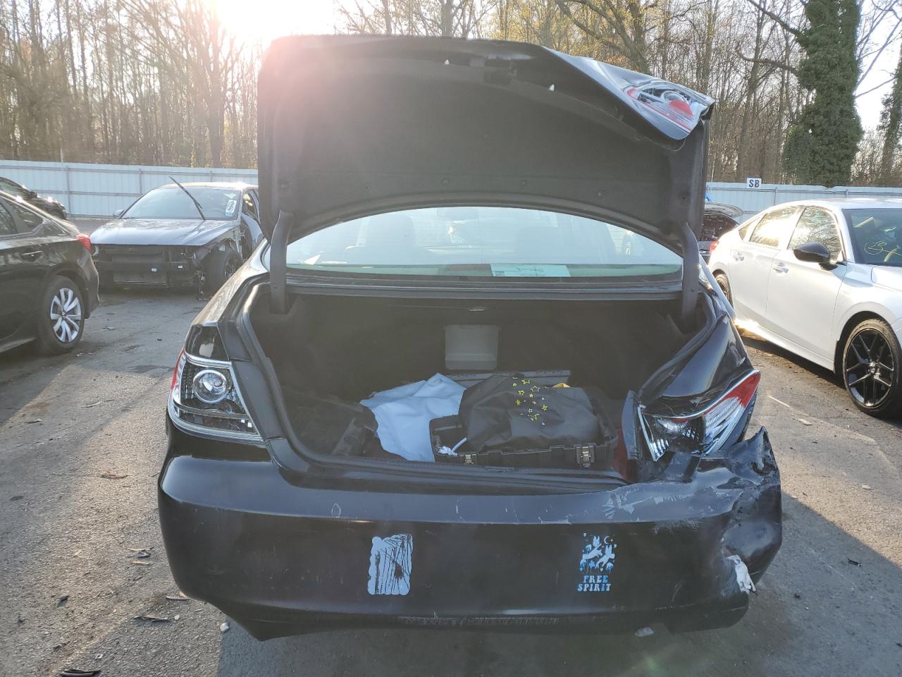 2005 Lexus ES VIN JTHBA30G650024295 Copart auction photo, rear end damage thumbnail 6