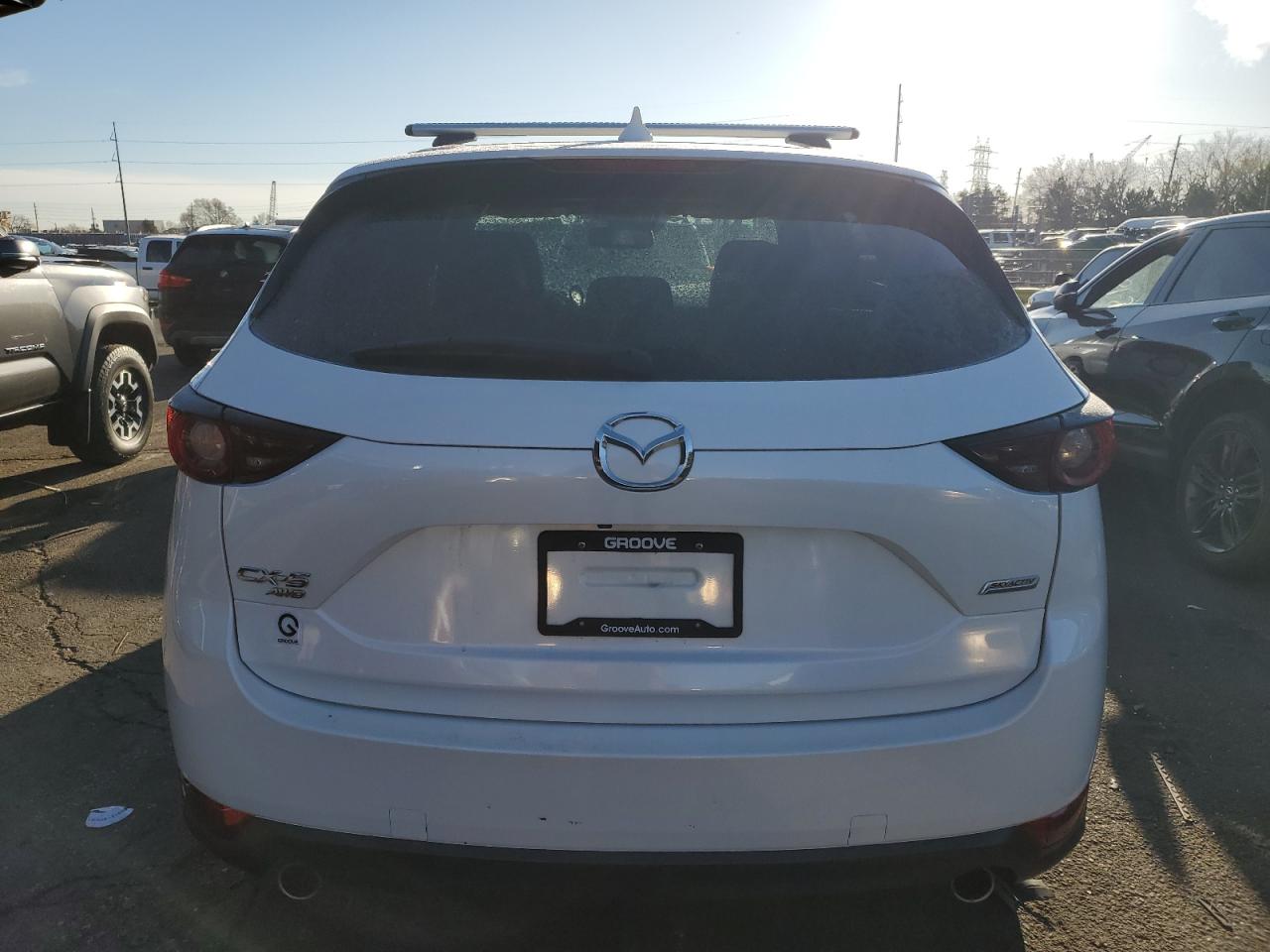 2018 Mazda CX-5 VIN JM3KFBCM3J0383717 Copart auction photo, front end damage thumbnail 6