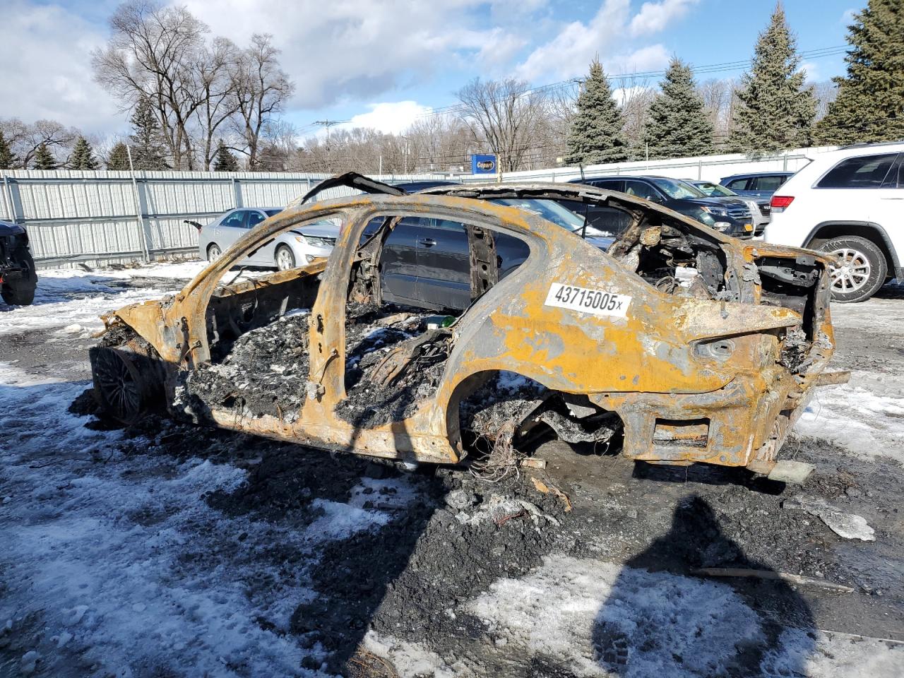 2017 BMW 5er VIN WBAJA7C31HG906142 Copart auction photo, burn - engine / burn - interior damage thumbnail 2