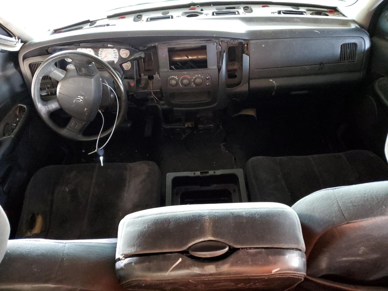 2004 Dodge RAM VIN 1D7HA18D34S683566 Copart auction photo, mechanical / front end damage thumbnail 8