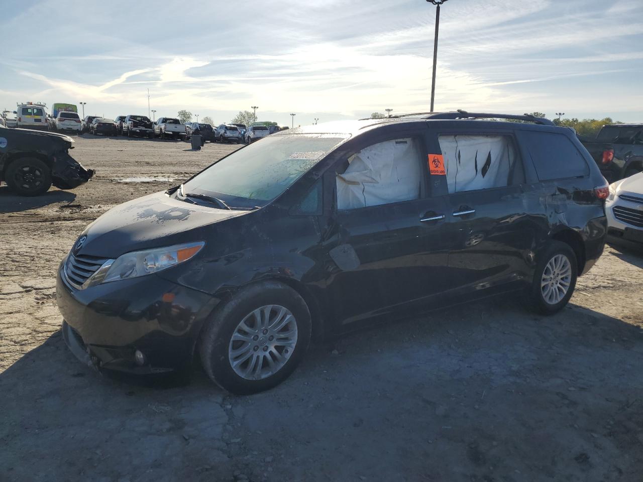 2017 Toyota Sienna VIN 5TDYZ3DC2HS871604