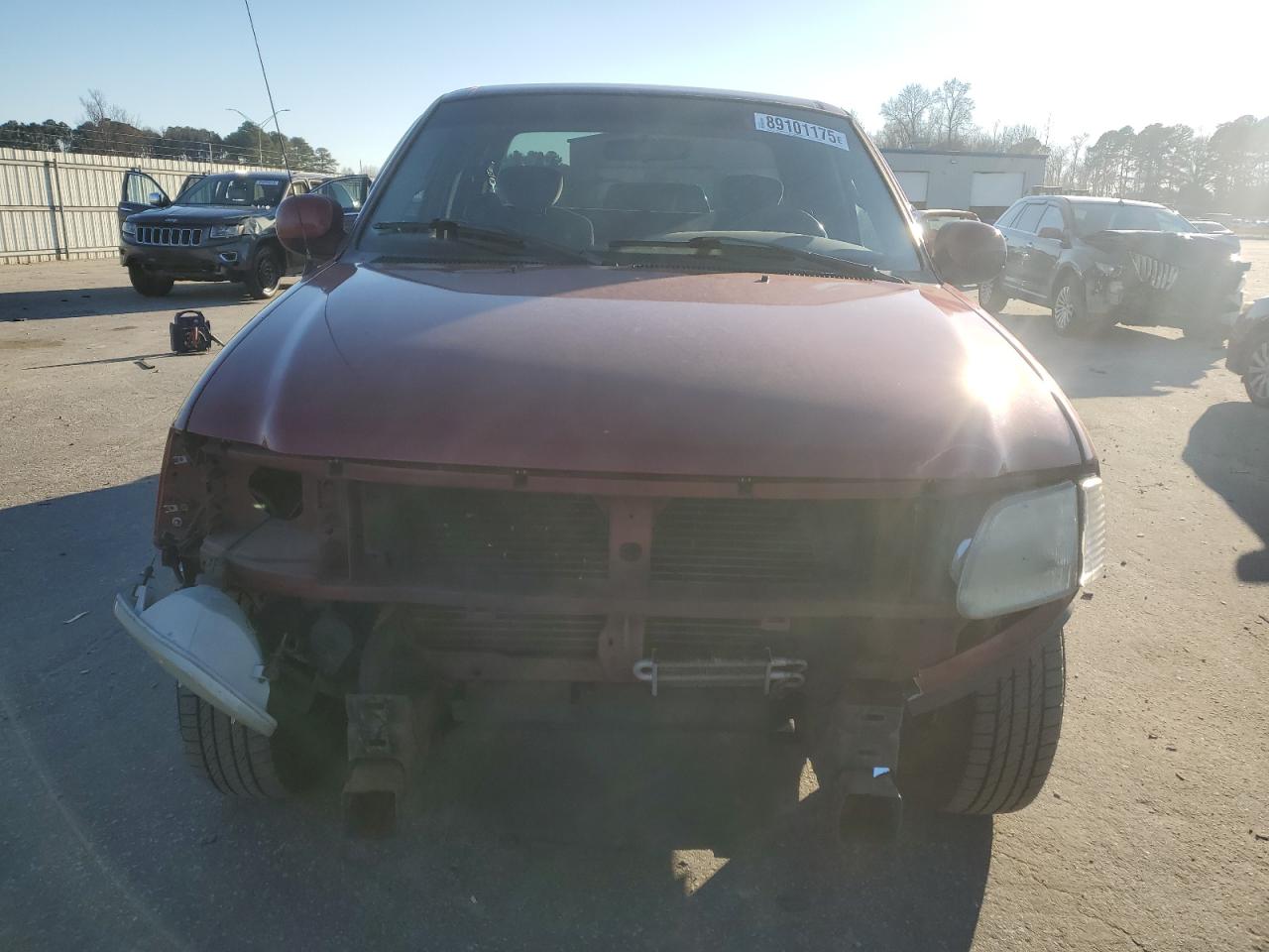 2002 Ford F-150 VIN 1FTRX17WX2NA37307 Copart auction photo, front end / side damage thumbnail 5