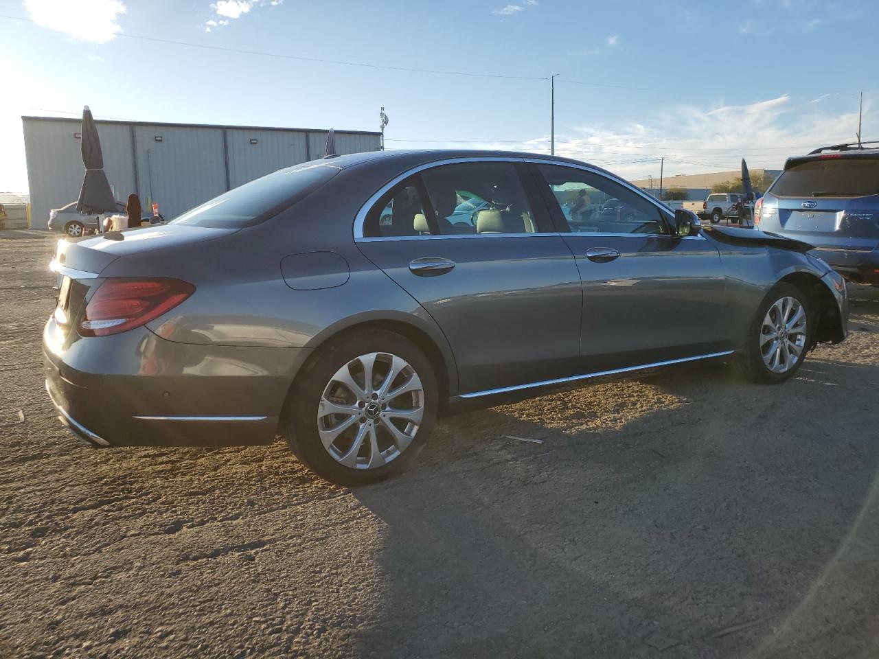 2019 Mercedes-Benz E-klasse VIN WDDZF4JB1KA504296 Copart auction photo, front end damage thumbnail 3