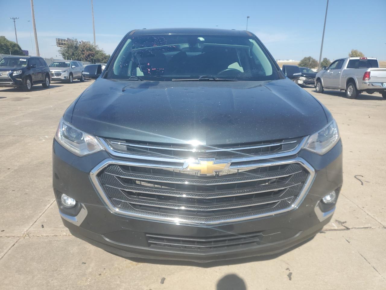 2020 Chevrolet Traverse VIN 1GNERGKW0LJ246719 Copart auction photo, hail / rear end damage thumbnail 5