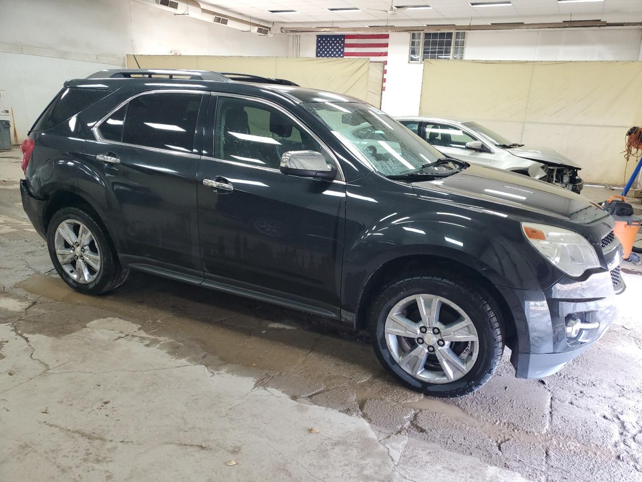 2014 Chevrolet Equinox VIN 2GNFLHE37E6124422 Copart auction photo, rear end / minor dent/scratches damage thumbnail 4