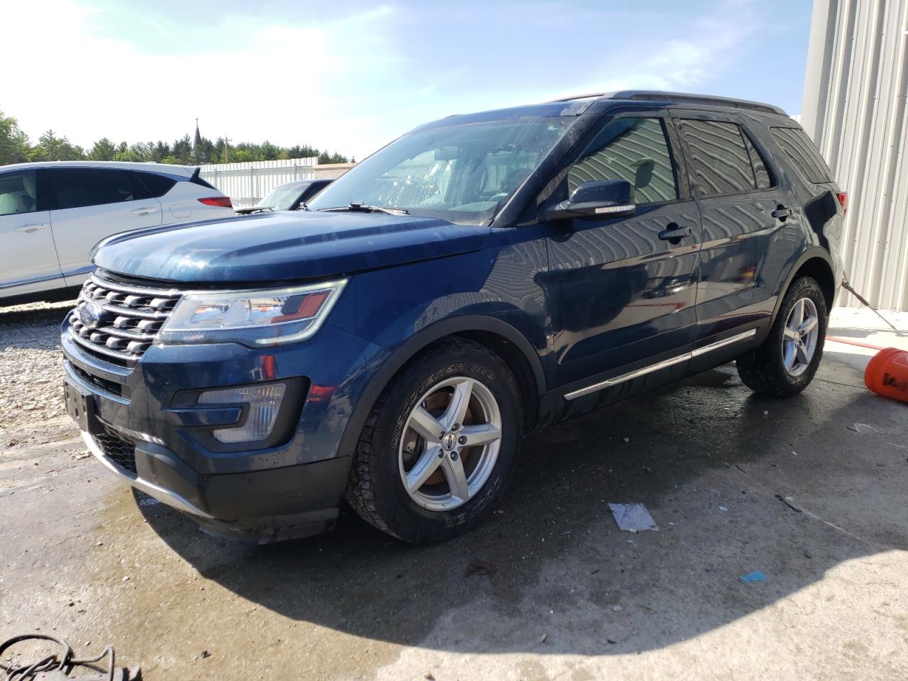 2017 Ford Explorer VIN 1FM5K8D83HGD33659