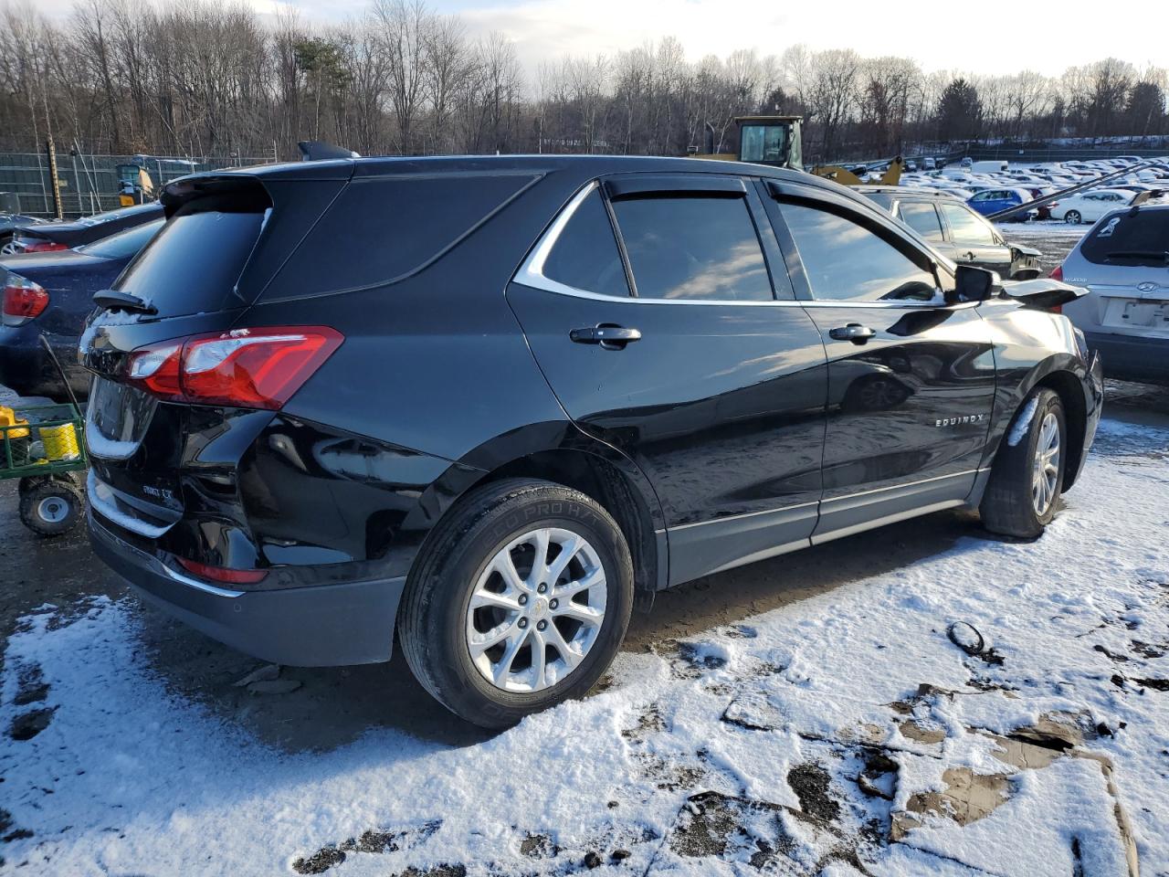 2018 Chevrolet Equinox VIN 2GNAXSEV6J6301064 Copart auction photo, front end / side damage thumbnail 3