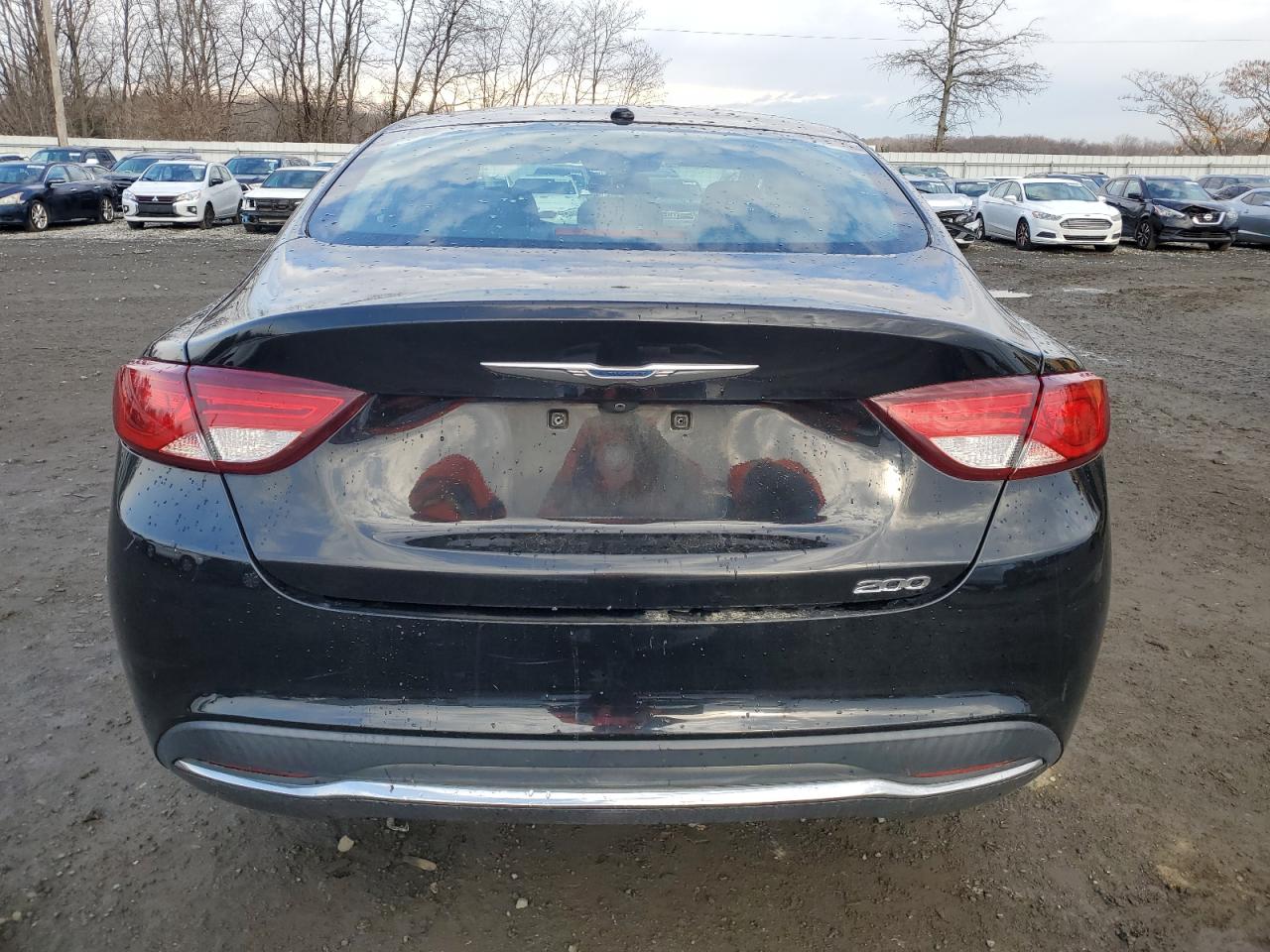2015 Chrysler 200 VIN 1C3CCCAB4FN534625 Copart auction photo, front end / side damage thumbnail 6