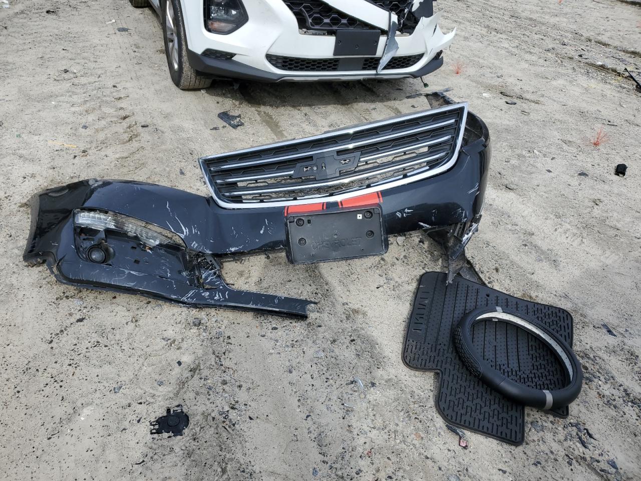 2013 Chevrolet Traverse VIN 1GNKVLKD2DJ206035 Copart auction photo, front end / minor dent/scratches damage thumbnail 13