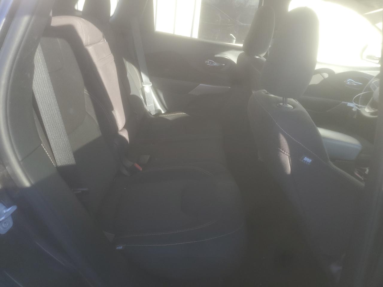 2017 Jeep Grand Cherokee VIN 1C4PJMCS3HW644794 Copart auction photo, front end damage thumbnail 11