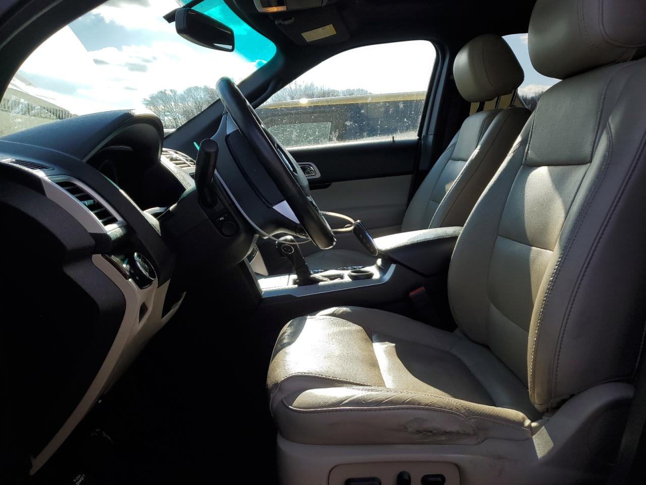 2014 Ford Explorer VIN 1FM5K7F82EGB39885 Copart auction photo, minor dent/scratches damage thumbnail 7