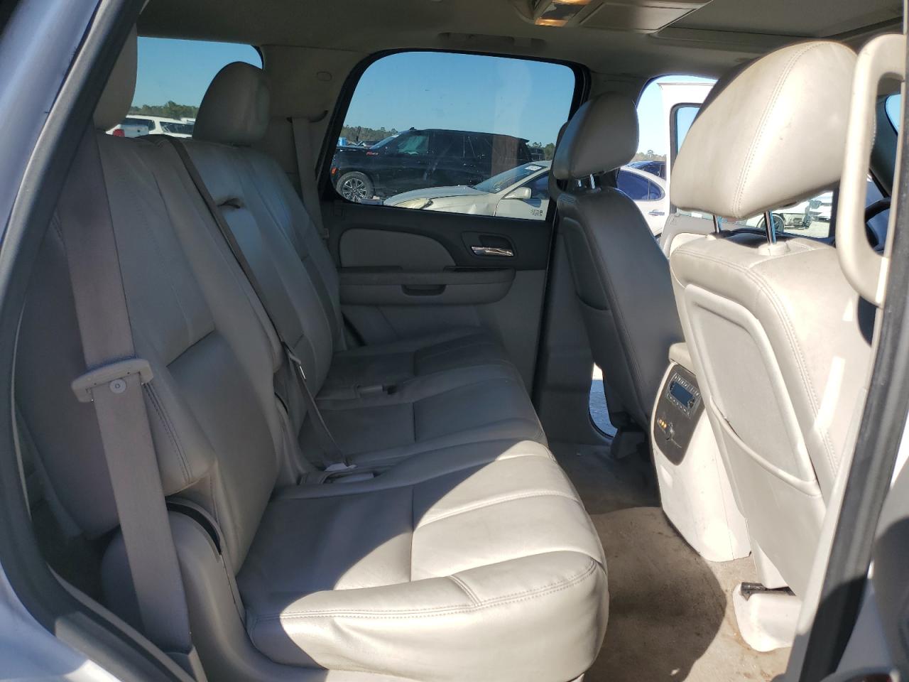 2013 Chevrolet Tahoe VIN 1GNSCBE02DR114093 Copart auction photo, front end damage thumbnail 11