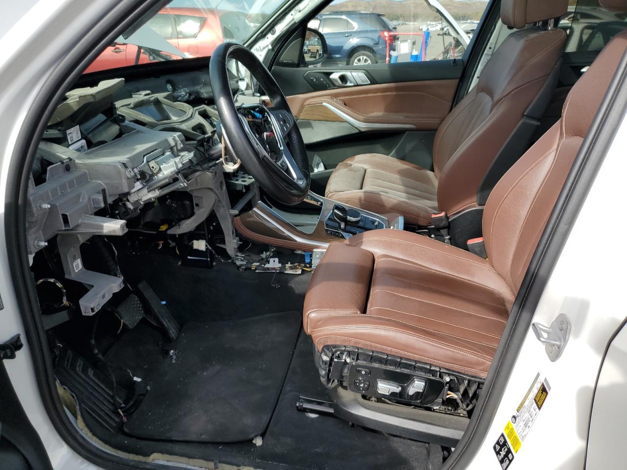 2020 BMW X7 VIN 5UXCW2C06L9B79990 Copart auction photo, water/flood / stripped damage thumbnail 7