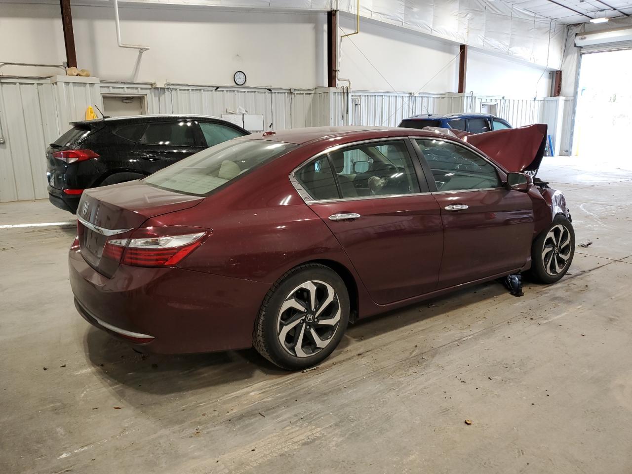 2016 Honda Accord VIN 1HGCR2F01GA117467 Copart auction photo, front end damage thumbnail 3
