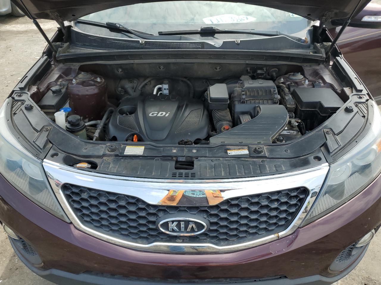 2012 KIA Sorento VIN 5XYKTDA69CG299531 Copart auction photo, normal wear / minor dent/scratches damage thumbnail 11