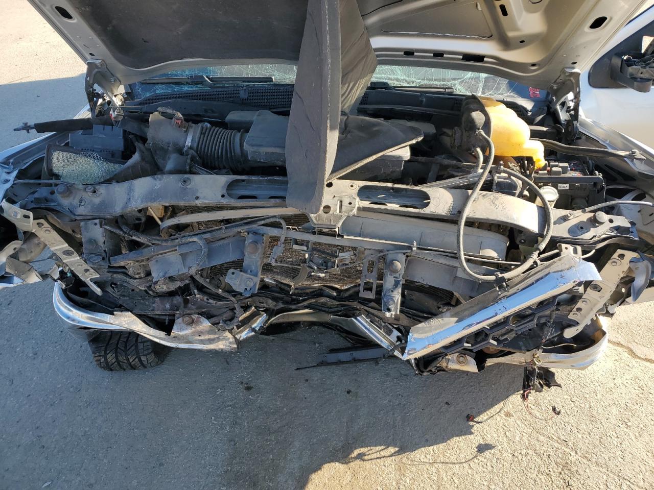 2014 Chevrolet Silverado VIN 3GCUKREC4EG245423 Copart auction photo, all over damage thumbnail 12