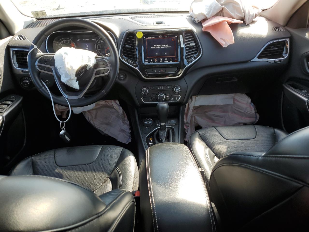 2019 Jeep Grand Cherokee VIN 1C4PJMDX3KD395247 Copart auction photo, front end / minor dent/scratches damage thumbnail 8