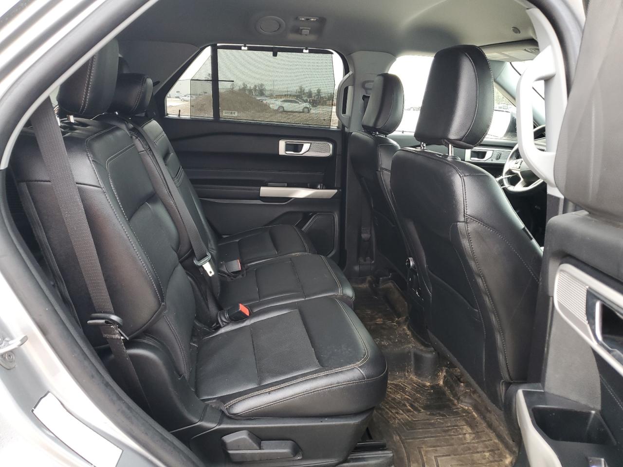 2022 Ford Explorer VIN 1FMSK7FH5NGA53327 Copart auction photo, side / front end damage thumbnail 11