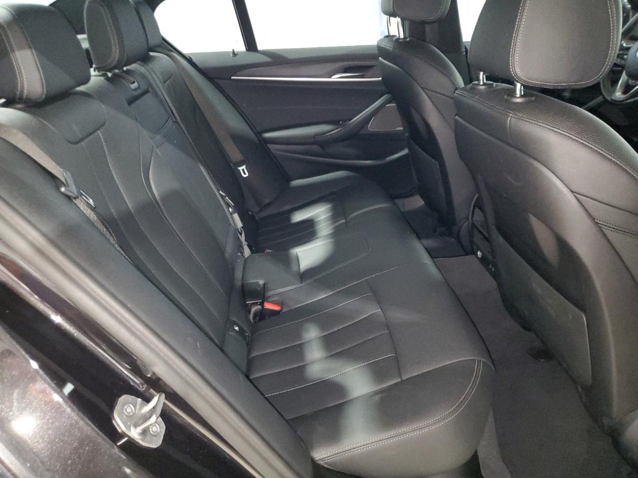 2022 BMW 5er VIN WBA13BJ06NWX75054 Copart auction photo, missing/altered vin / normal wear damage thumbnail 10