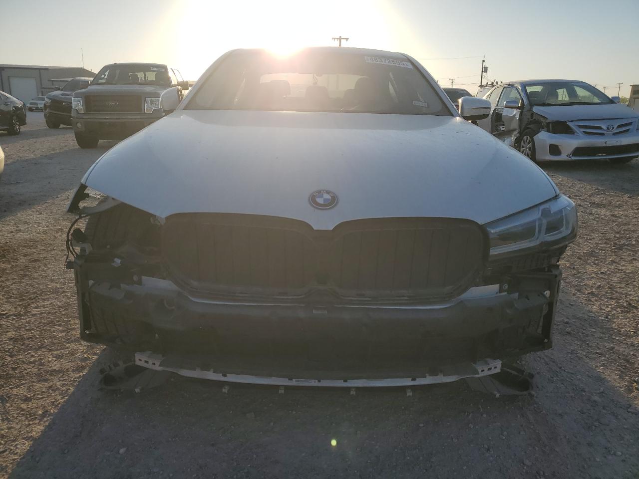 2022 BMW 5er VIN WBA33AG01NCK27460 Copart auction photo, rear end / front end damage thumbnail 5