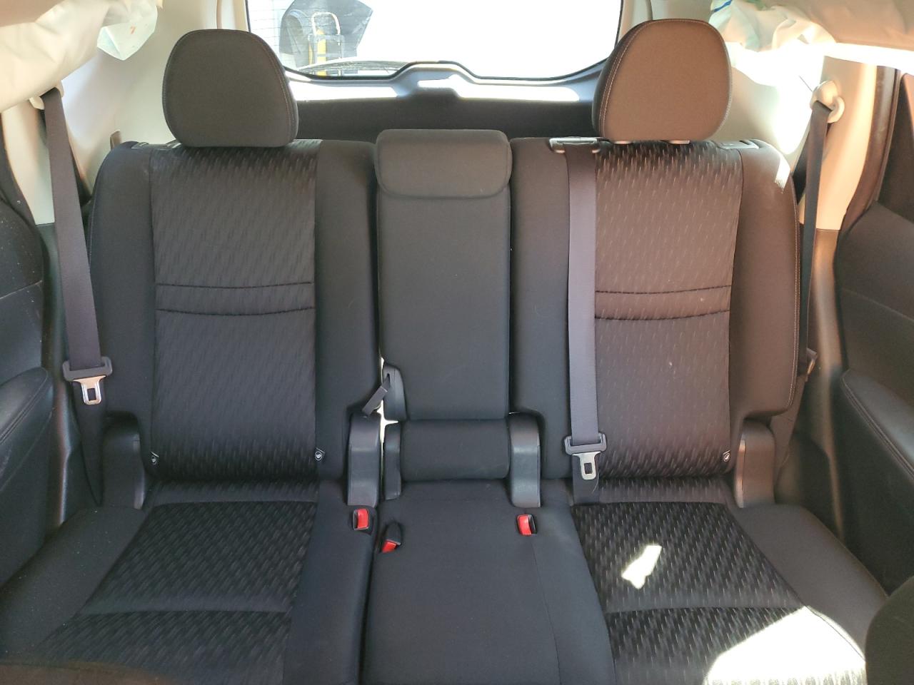 2018 Nissan Rogue VIN KNMAT2MT3JP573348 Copart auction photo, side / minor dent/scratches damage thumbnail 10