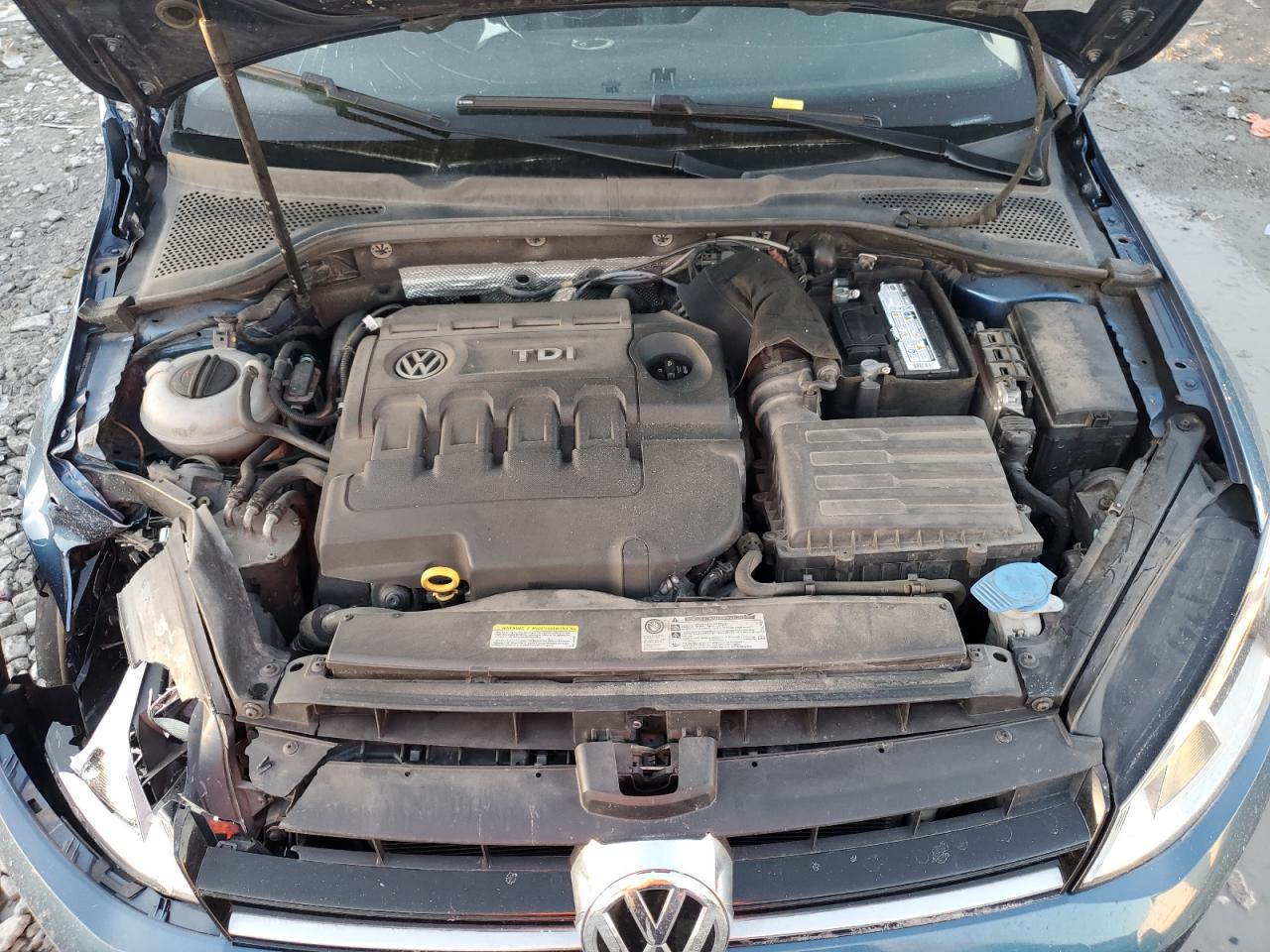 2015 Volkswagen Golf VIN 3VWCA7AUXFM501498 Copart auction photo, all over / mechanical damage thumbnail 11