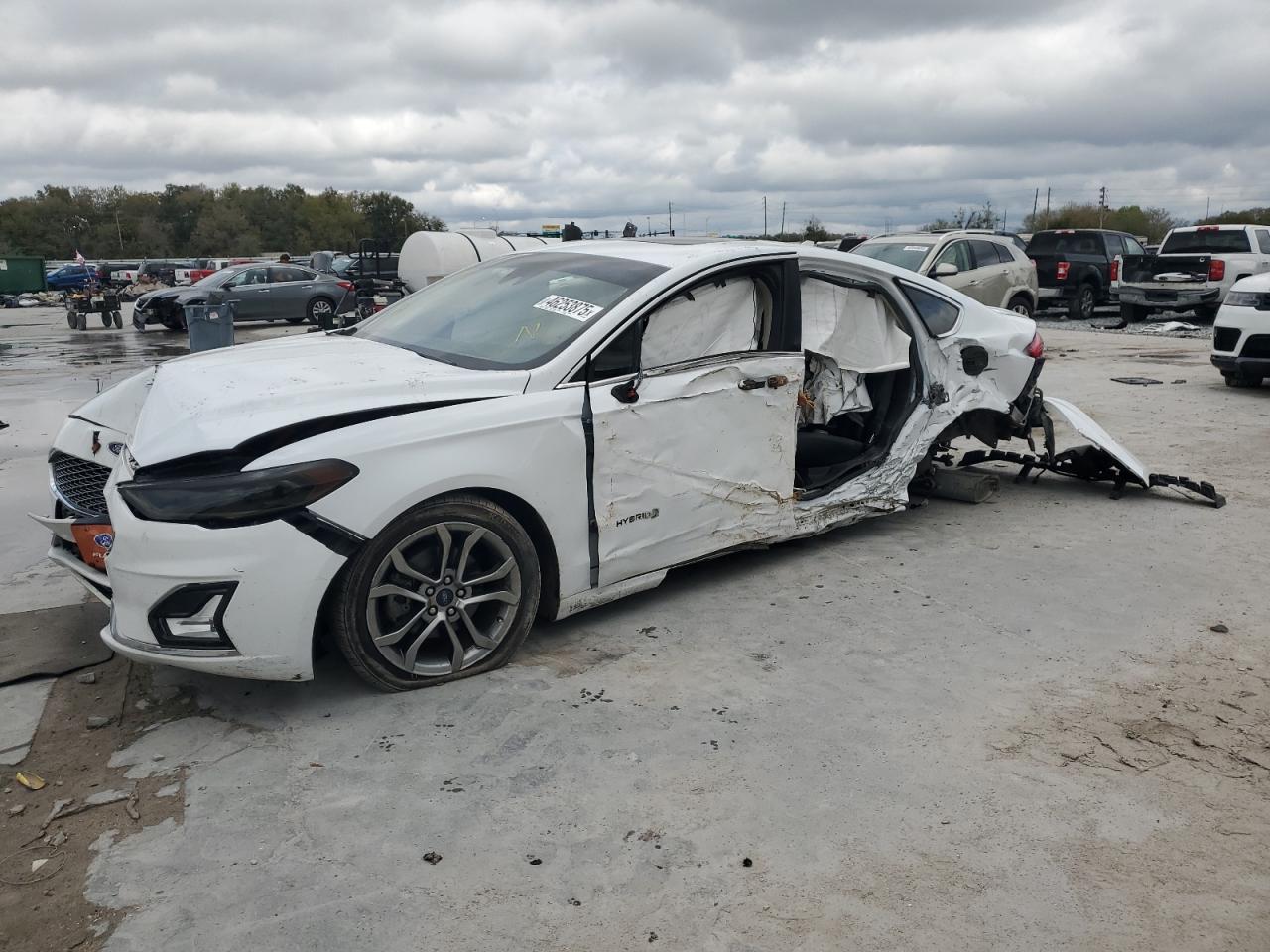 2019 Ford Fusion VIN 3FA6P0RU4KR155929