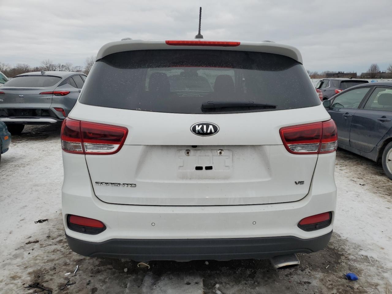 2019 KIA Sorento VIN 5XYPGDA59KG593477 Copart auction photo, front end damage thumbnail 6