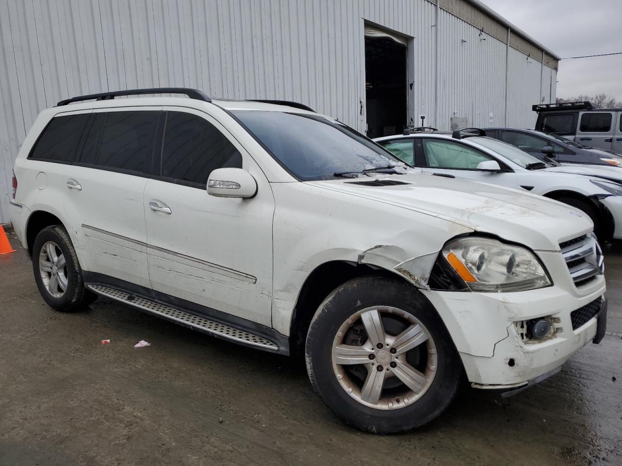 2008 Mercedes-Benz GL-klasse VIN 4JGBF71E18A367646 Copart auction photo, front end / side damage thumbnail 4
