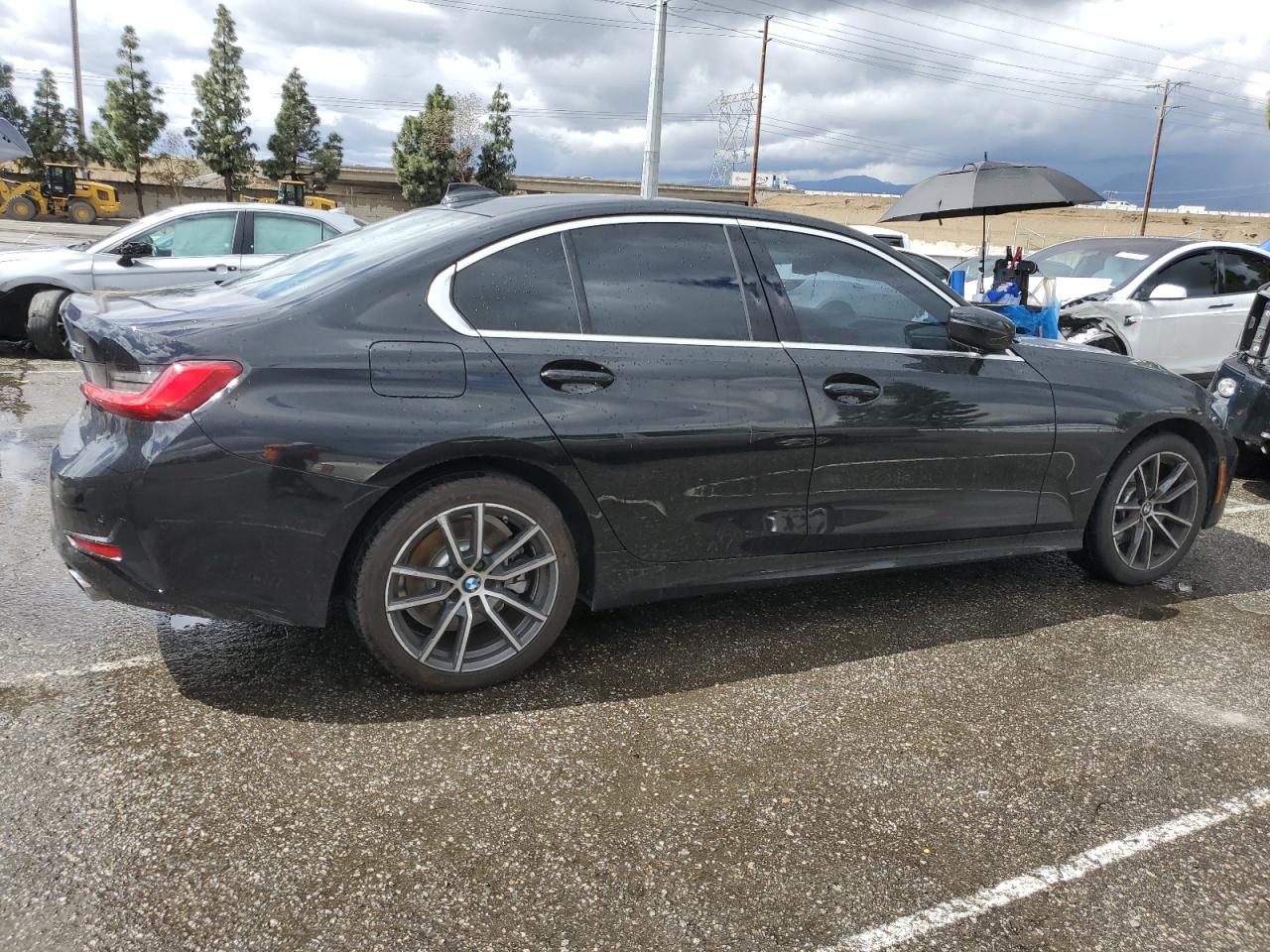 2020 BMW 3er VIN 3MW5R1J02L8B39022 Copart auction photo, side / rear end damage thumbnail 3