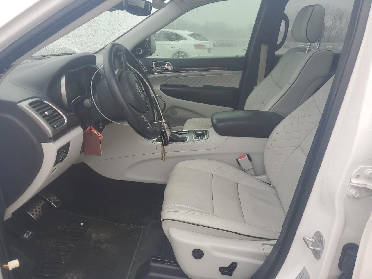 2017 Jeep Grand Cherokee VIN 1C4RJFJT4HC930316 Copart auction photo, front end / undercarriage damage thumbnail 7