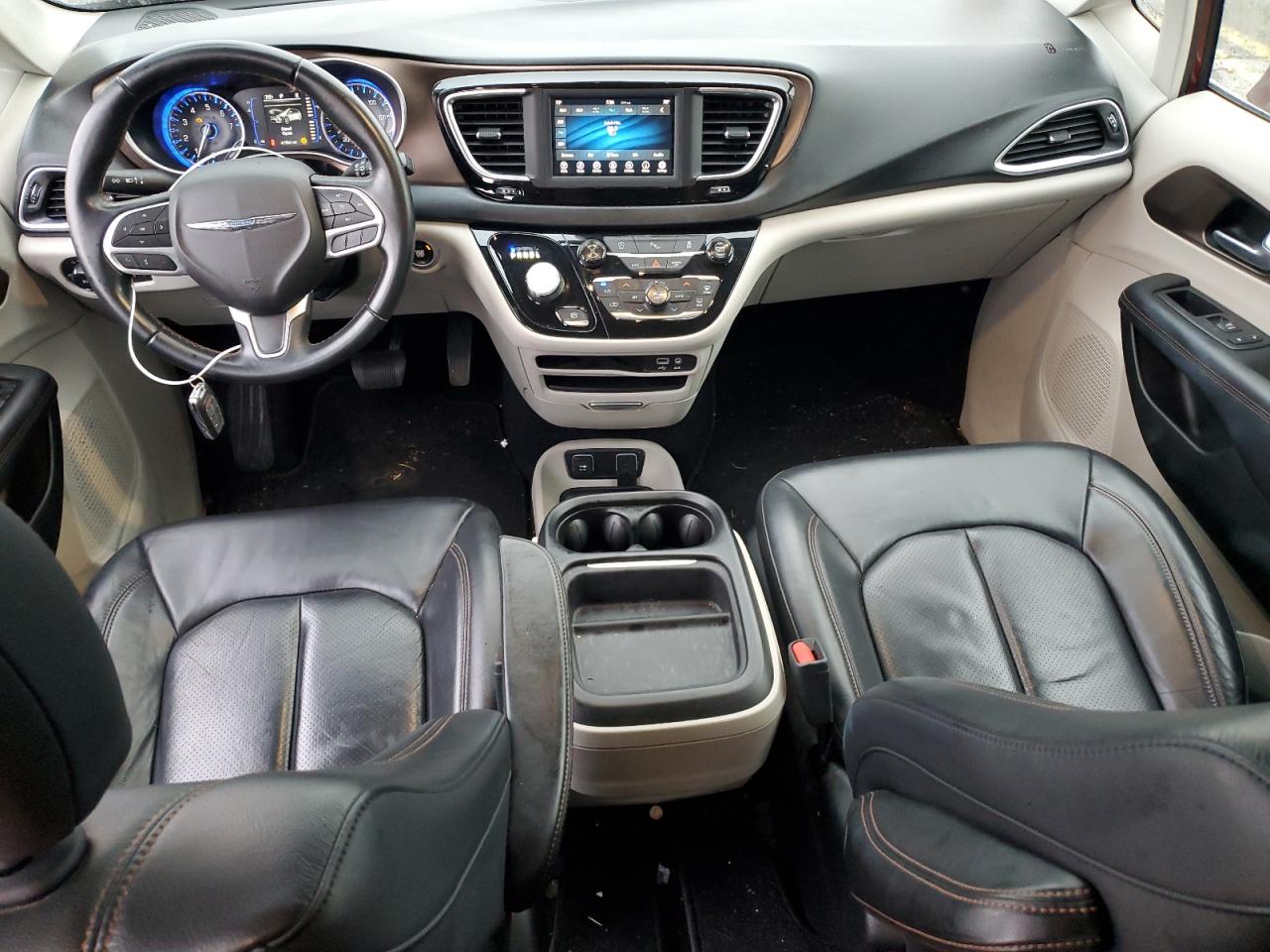 2018 Chrysler Pacifica VIN 2C4RC1BG8JR124085 Copart auction photo, front end damage thumbnail 8