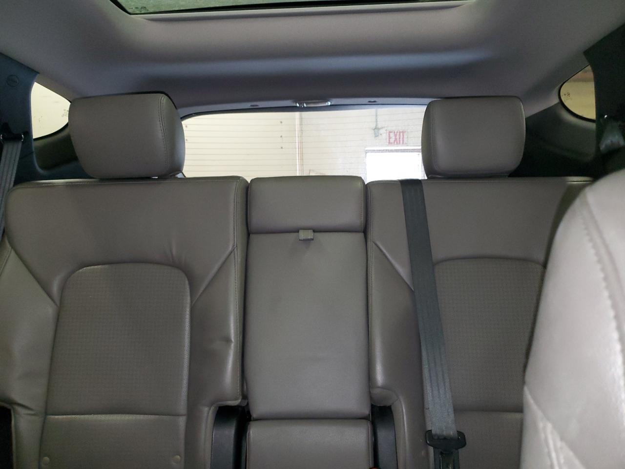 2013 Hyundai Santa Fe VIN 5XYZWDLA5DG064679 Copart auction photo, minor dent/scratches damage thumbnail 10