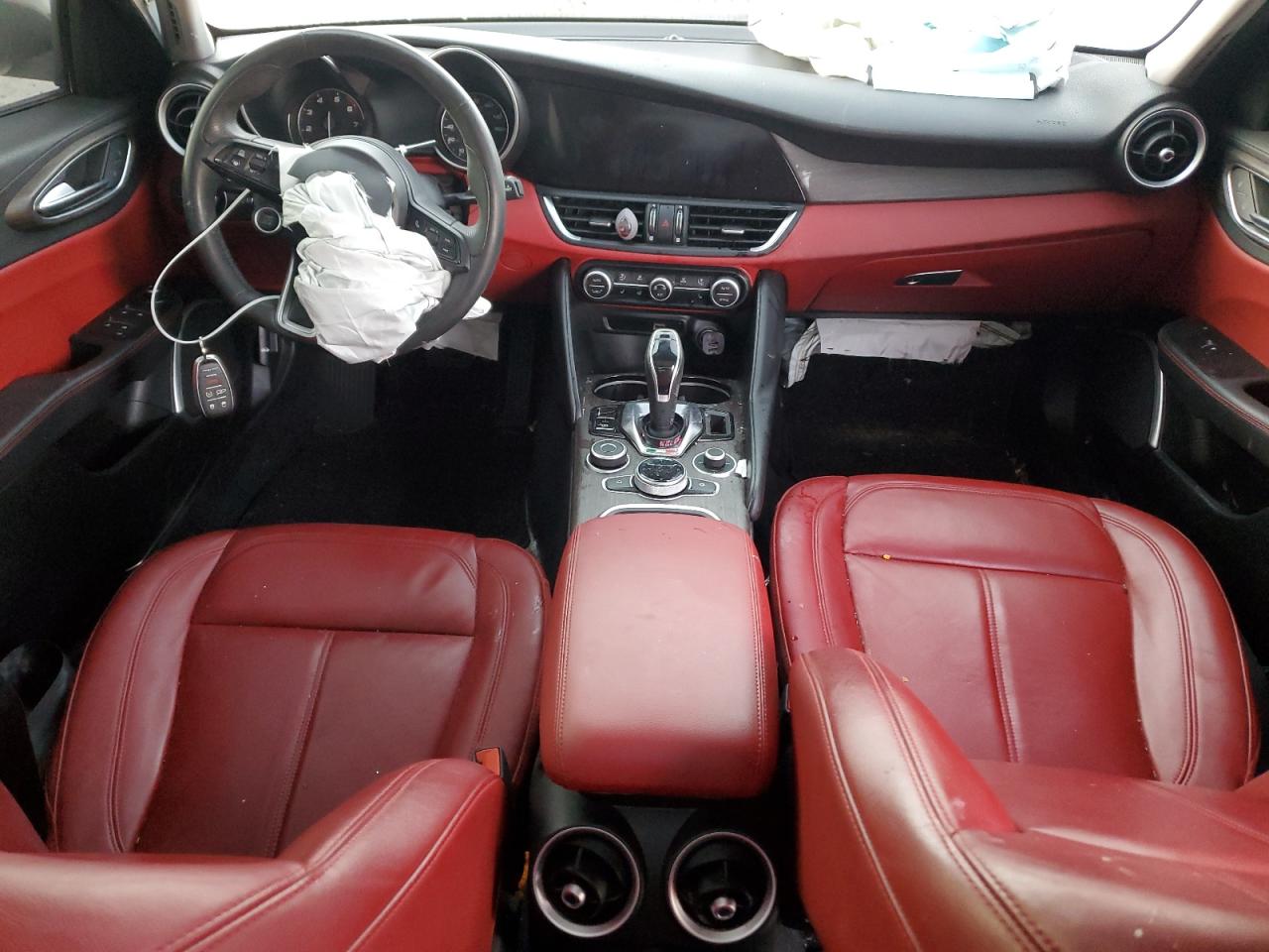 2021 Alfa Romeo Giulia VIN ZARFANBN6M7643954 Copart auction photo, front end / minor dent/scratches damage thumbnail 8